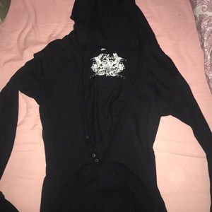 V neck hooded tshirt
